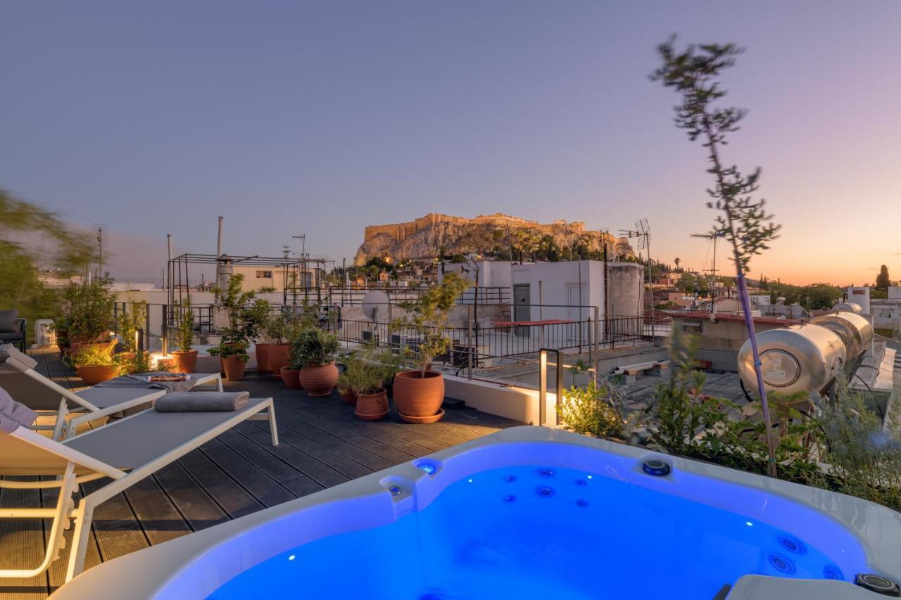 Your 4 Bdrm Dream House Acropolis View & Jacuzzi アテネ エクステリア 写真