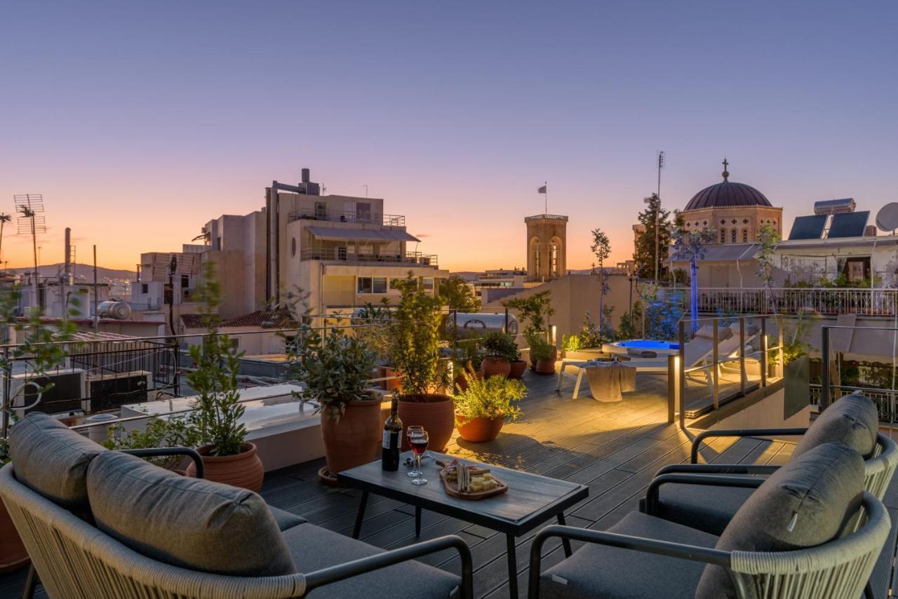 Your 4 Bdrm Dream House Acropolis View & Jacuzzi アテネ エクステリア 写真
