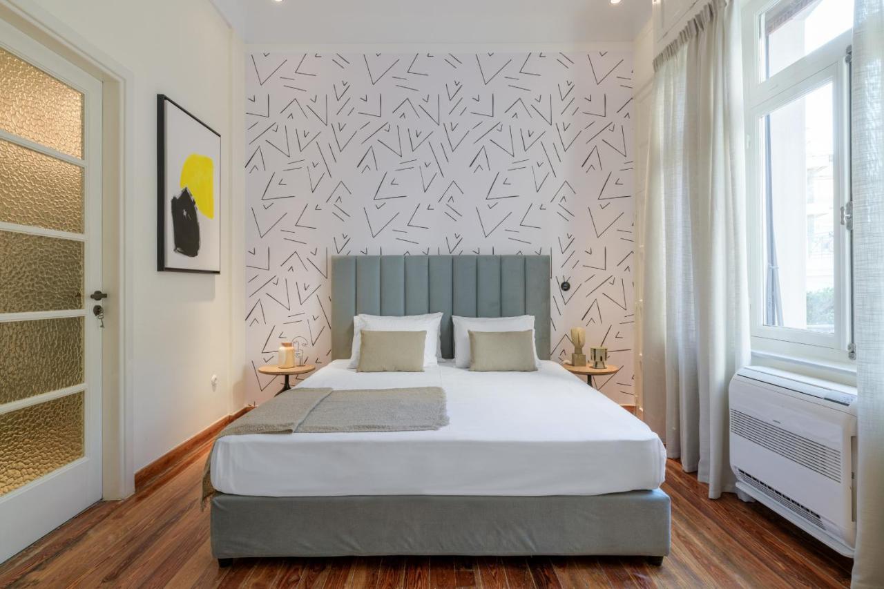 Your 4 Bdrm Dream House Acropolis View & Jacuzzi アテネ エクステリア 写真